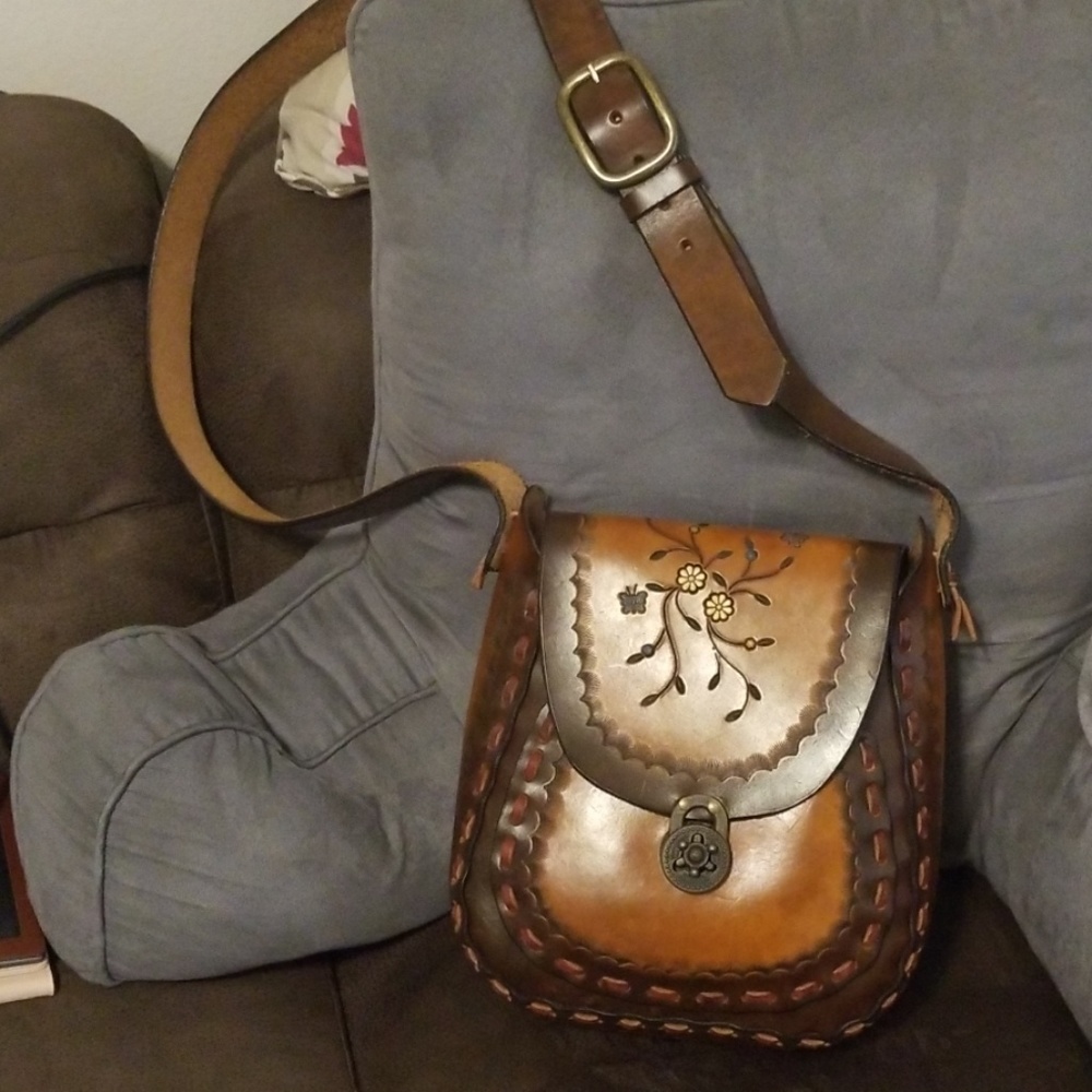 Handmade leather purse